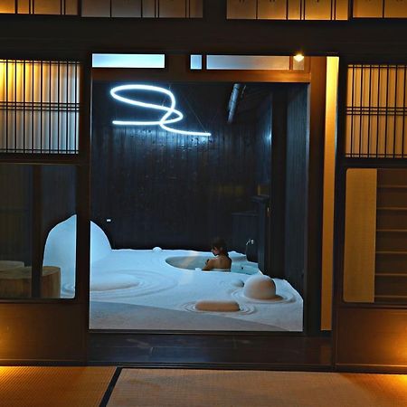 Kiraku Kyoto Aneyakoji Villa Exterior photo